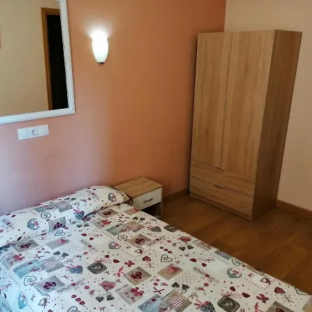 Hostal Hernan Cortes Caces Zewnętrze zdjęcie